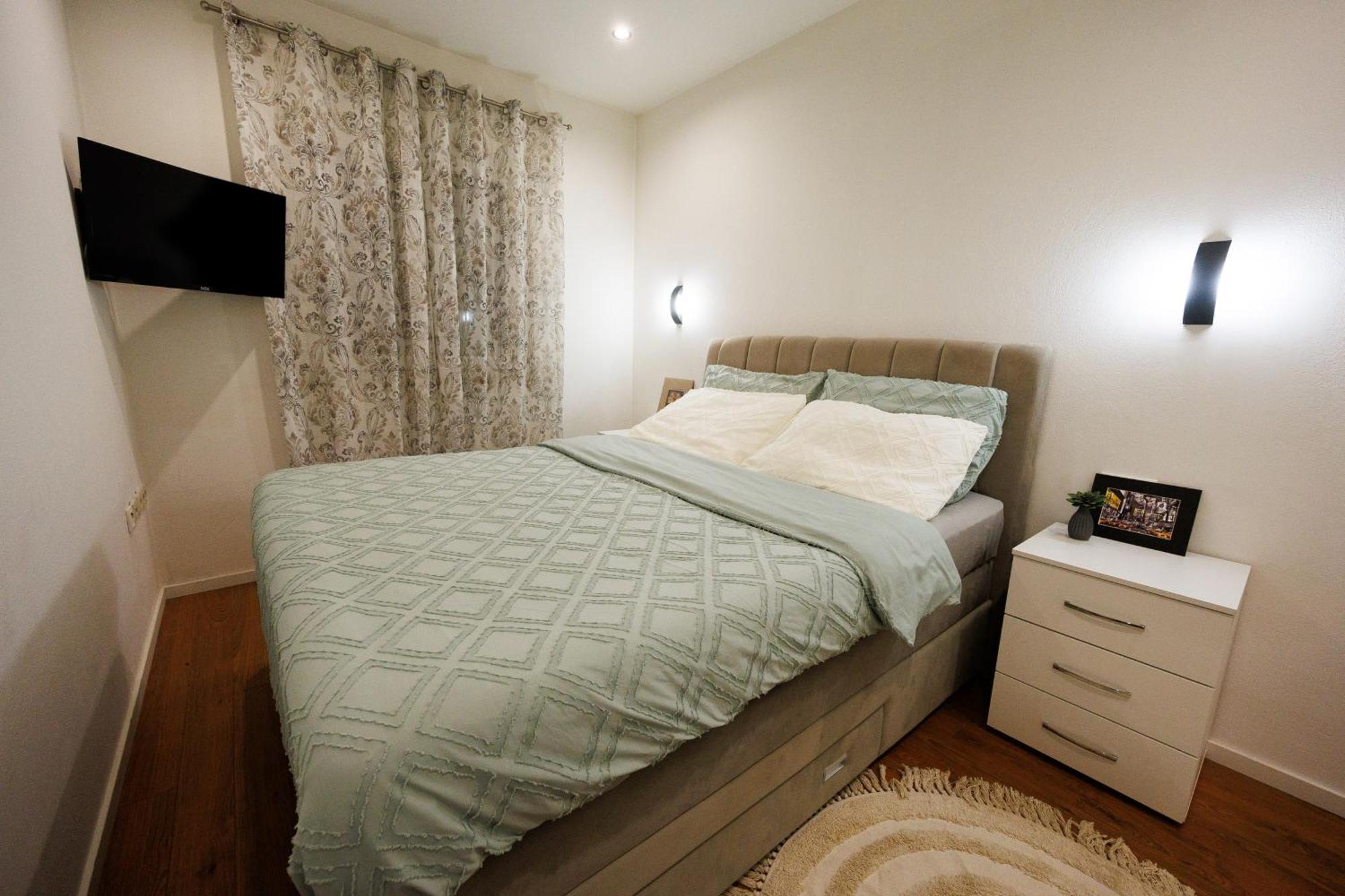 Apartment Nikoleto Zara Esterno foto