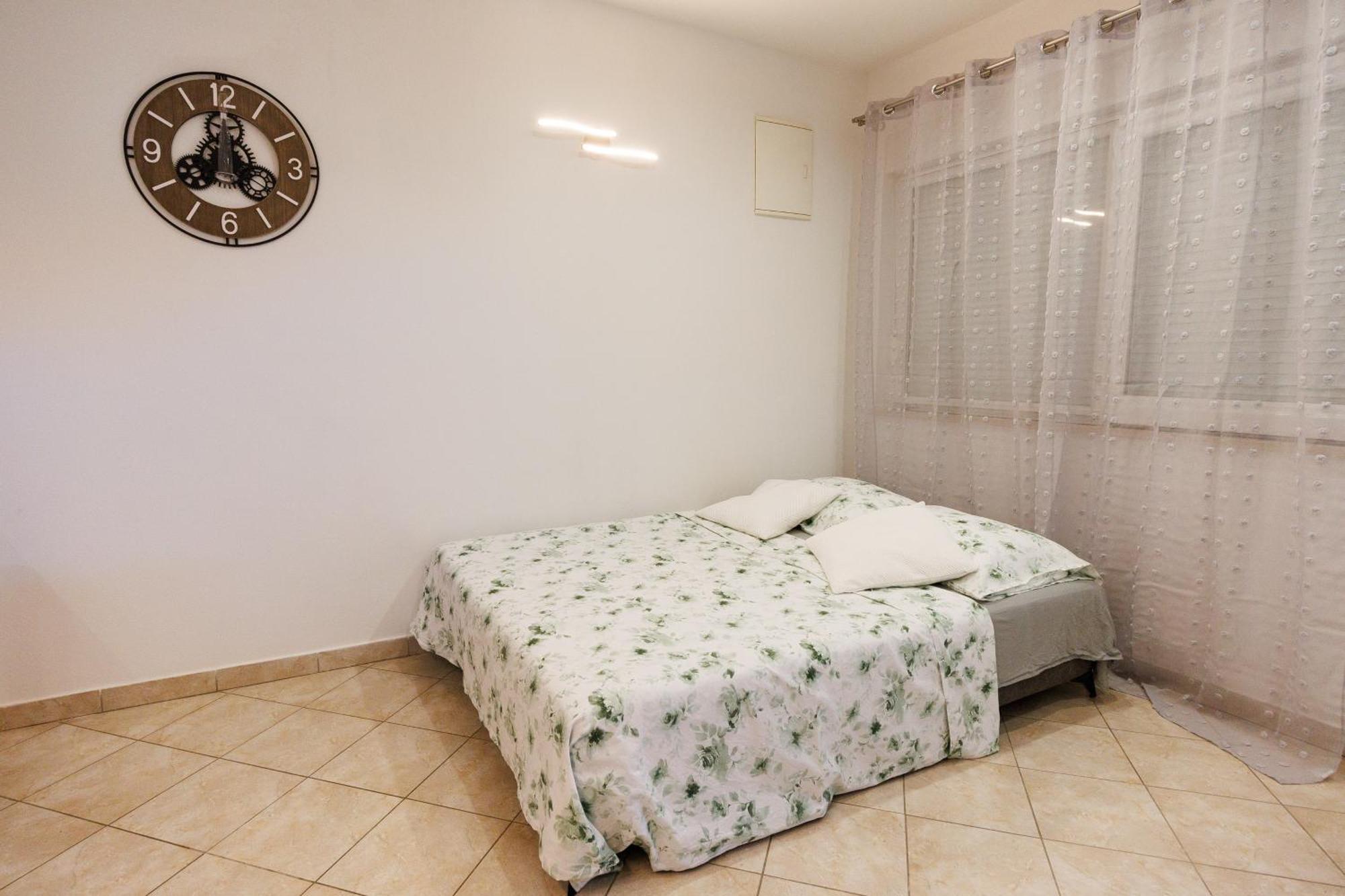 Apartment Nikoleto Zara Esterno foto