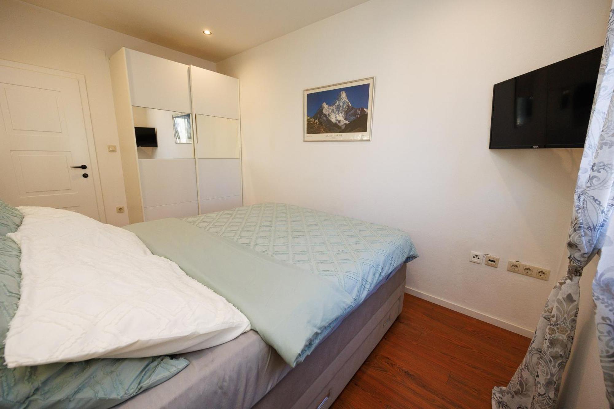Apartment Nikoleto Zara Esterno foto