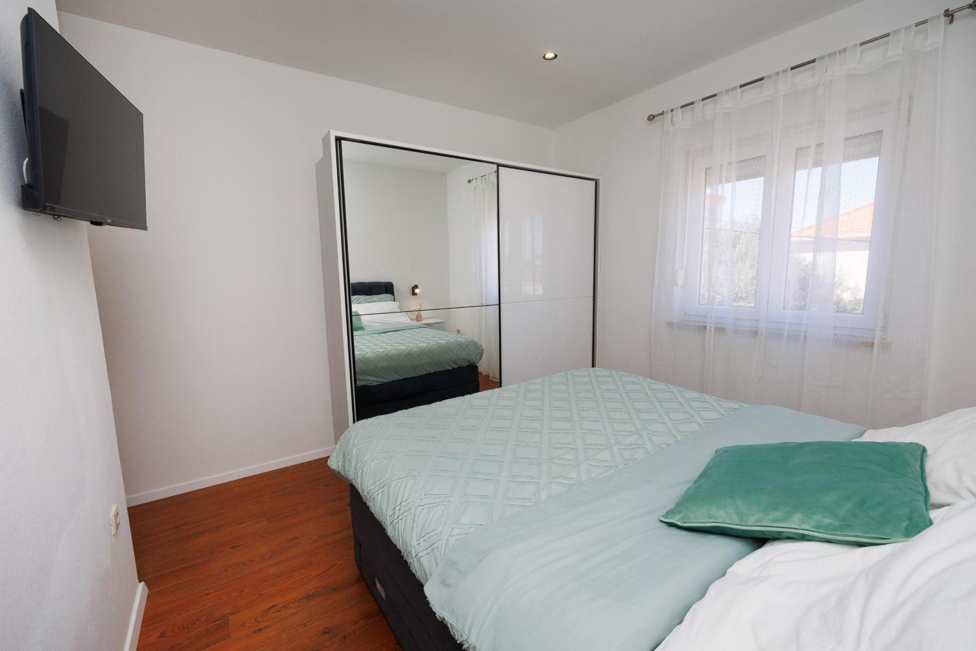 Apartment Nikoleto Zara Esterno foto